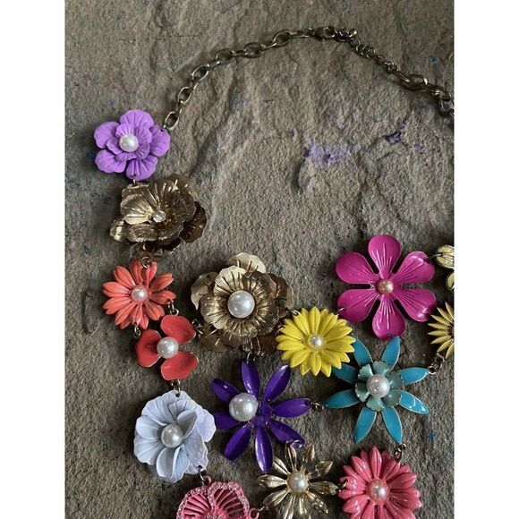 Vintage Necklace Bib 1960s 1950s Floral Pink Yellow Violet Enamel Chain NG - Picture 7 of 10